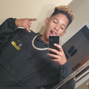 Meet your Posher, Jean